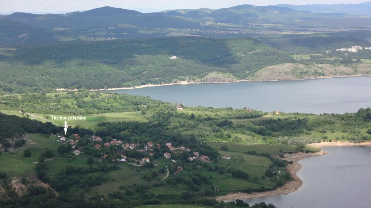 Mihaela Lake Retreat Yuvalar Εξωτερικό φωτογραφία