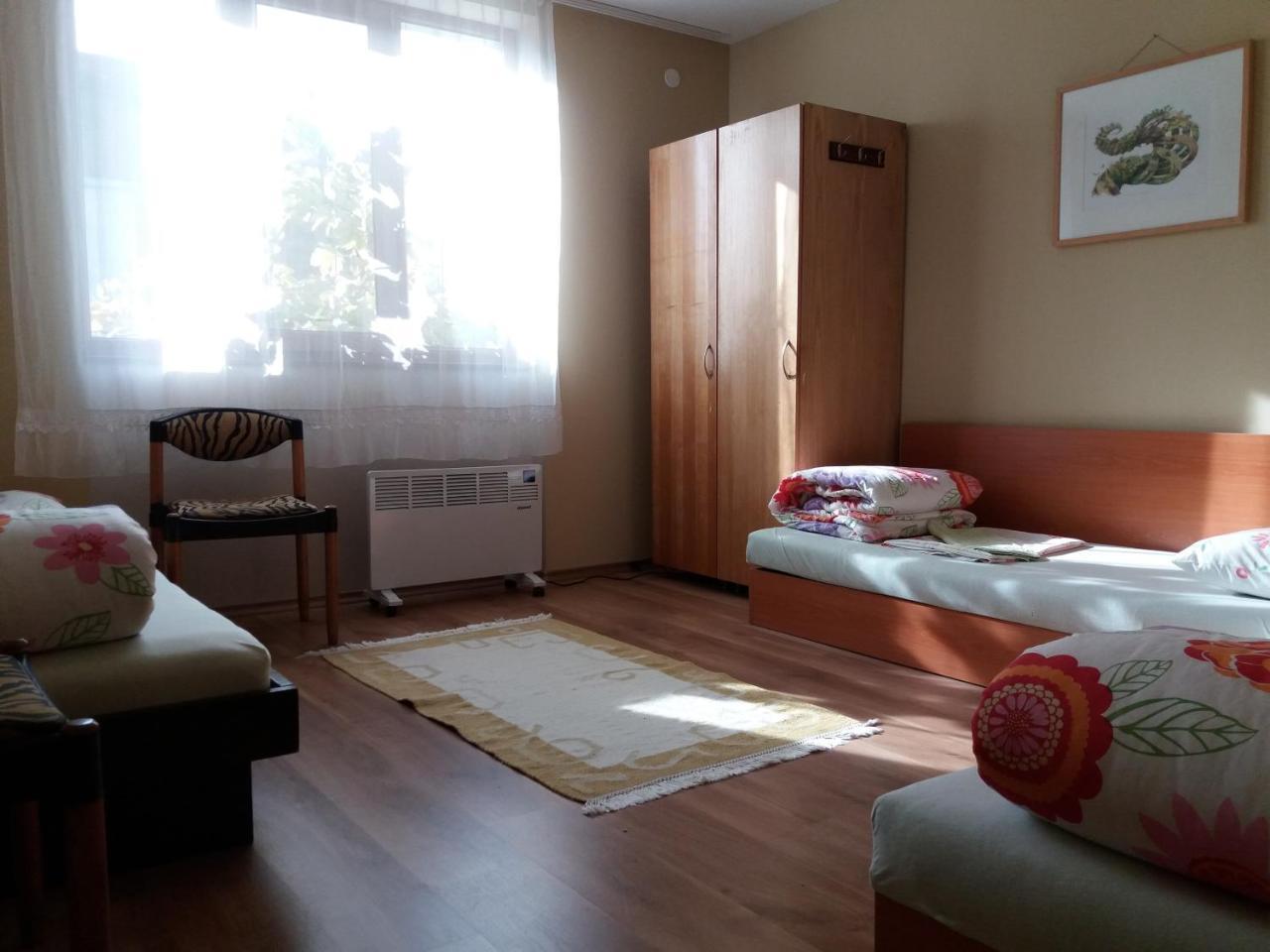 Mihaela Lake Retreat Yuvalar Εξωτερικό φωτογραφία