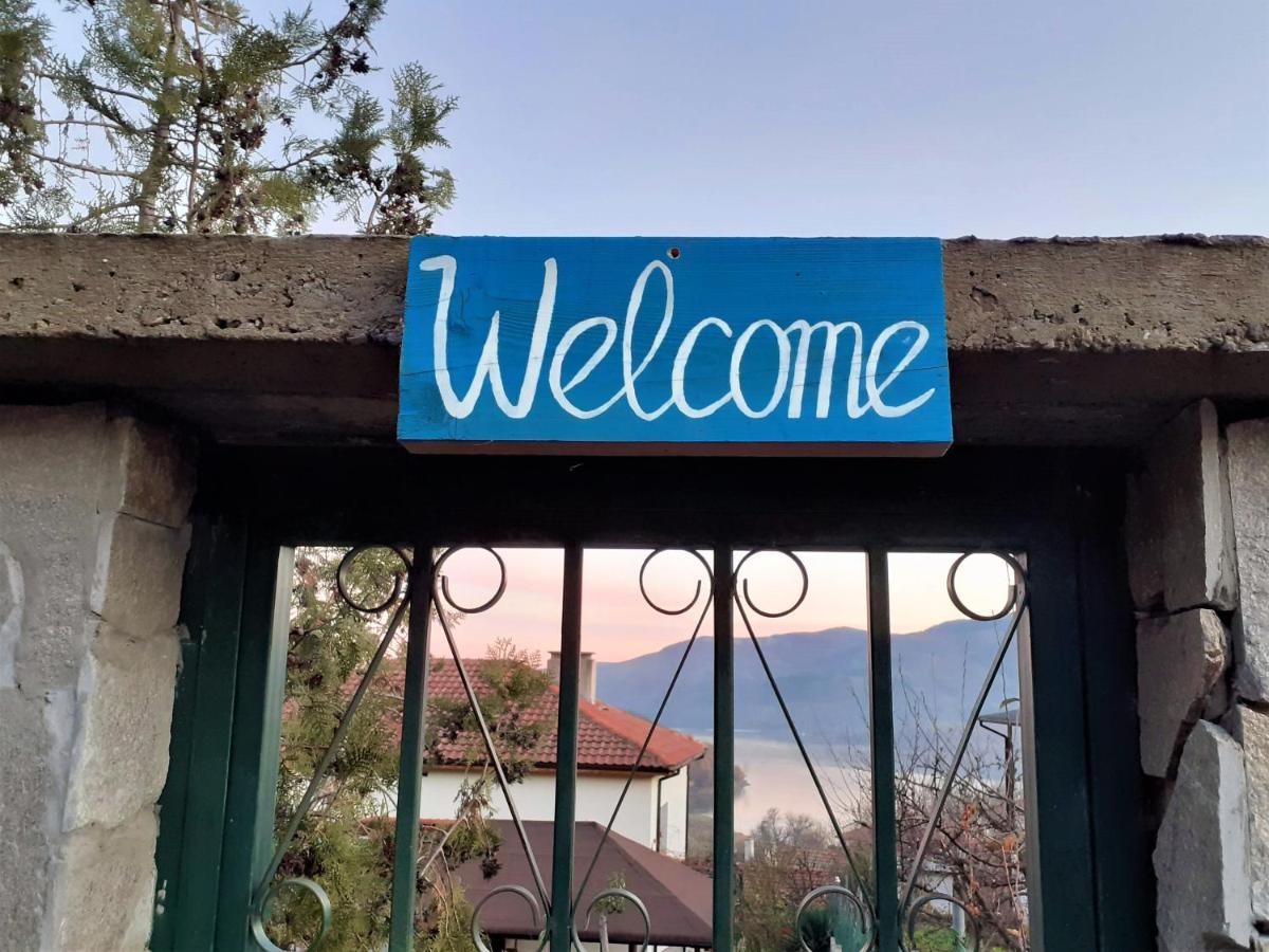 Mihaela Lake Retreat Yuvalar Εξωτερικό φωτογραφία